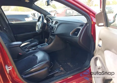 2014 Chrysler 200 Limited z USA, uszkodzony, nr VIN 1C3CCBCG9EN172826